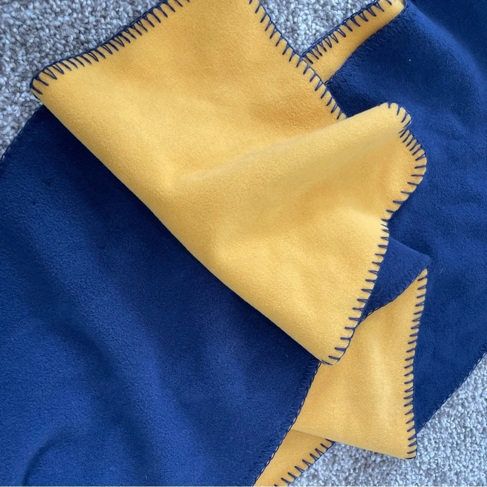 L.L. Bean Unisex Moisture Wicking Scarf One Size